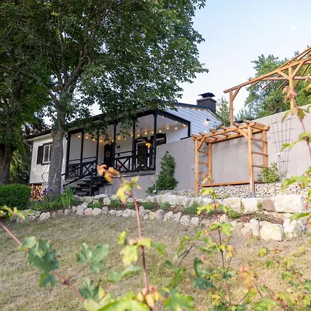 Casa de Férias Romantisches Mit Sauna, Terrasse & *