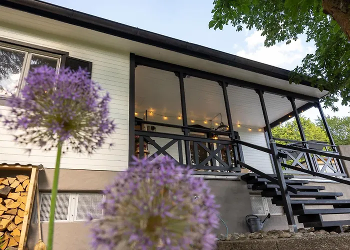 Ferienhaus Romantisches Mit Sauna, Terrasse&natur Munchsteinach
