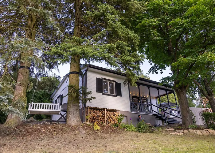 Ferienhaus Romantisches Mit Sauna, Terrasse&natur