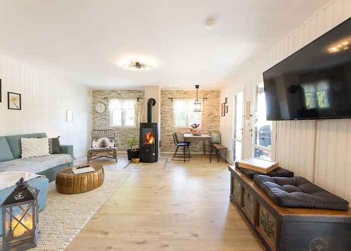 Ferienhaus Romantisches Mit Sauna, Terrasse&natur