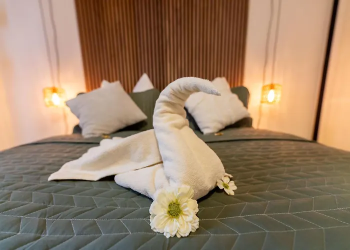 Ferienhaus Romantisches Mit Sauna, Terrasse&natur Munchsteinach